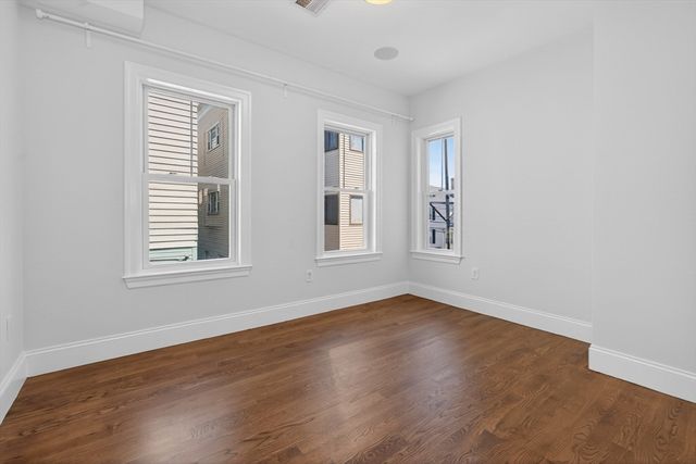 36 Rossmore St 2, Somerville, MA 02143