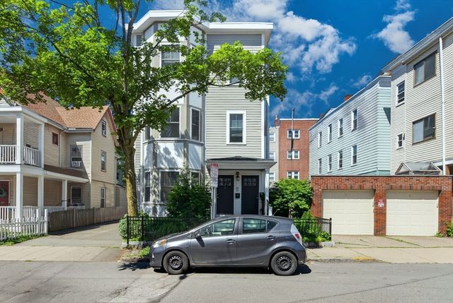36 Rossmore St 2, Somerville, MA 02143