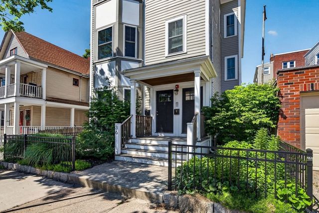 36 Rossmore St 2, Somerville, MA 02143