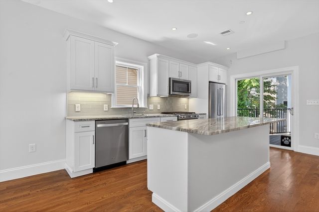 36 Rossmore St 2, Somerville, MA 02143