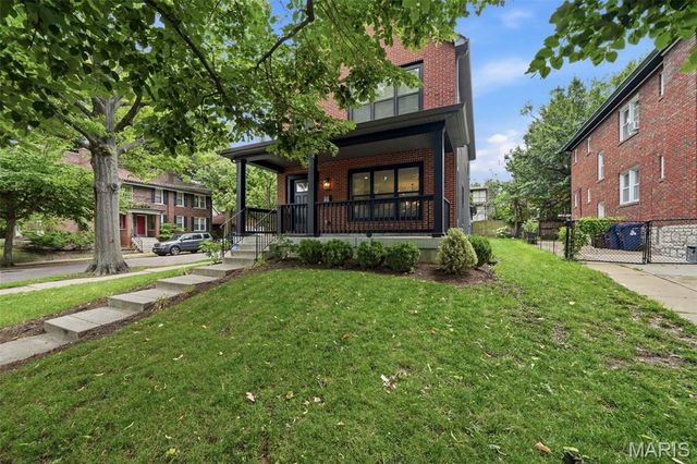 7300 Amherst Avenue, University City, MO 63130