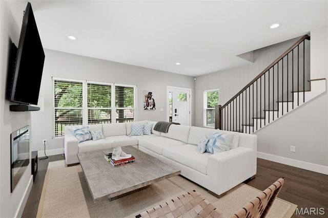 7300 Amherst Avenue, University City, MO 63130