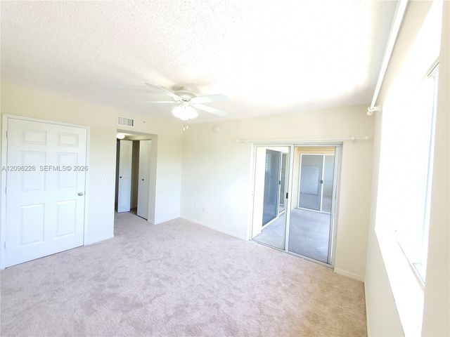 2600 S University Drive 321, Davie, FL 33328