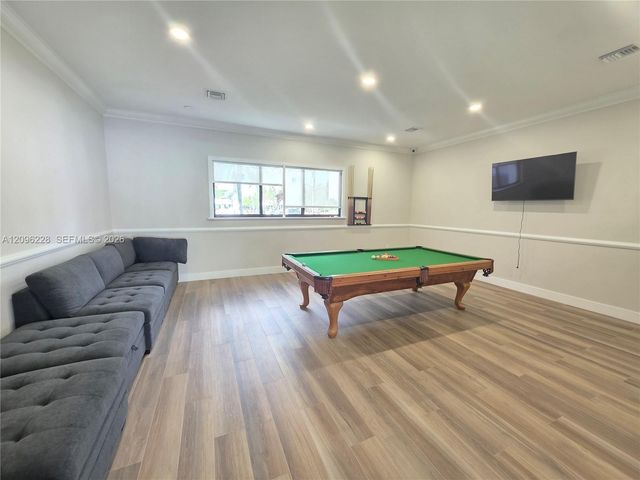 2600 S University Drive 321, Davie, FL 33328