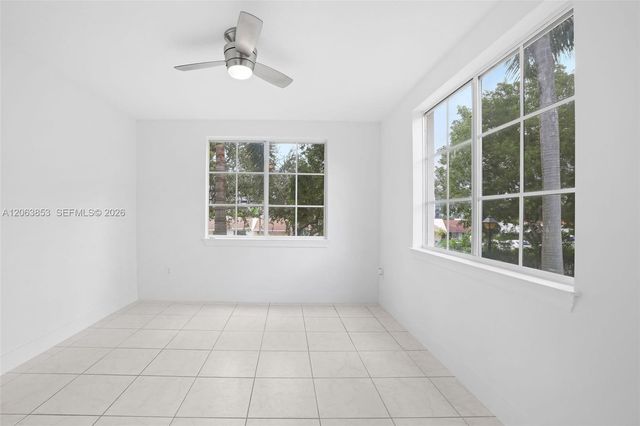 6831 SW 44th Street 205, Miami, FL 33155