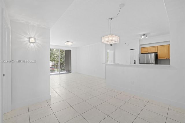 6831 SW 44th Street 205, Miami, FL 33155