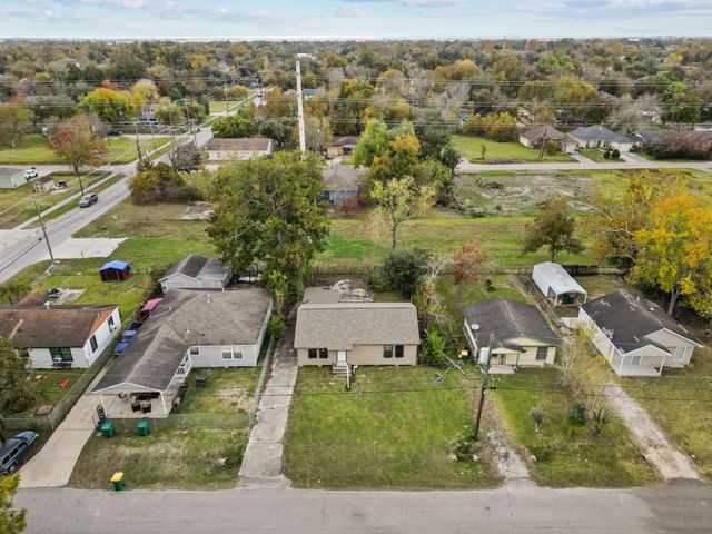 2414 Jackson Street, La Marque, TX 77568