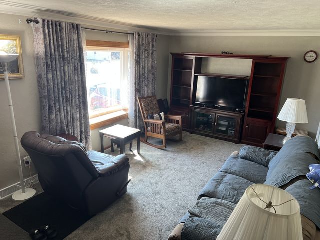505 N Maple Street, Cleveland, IL 61241