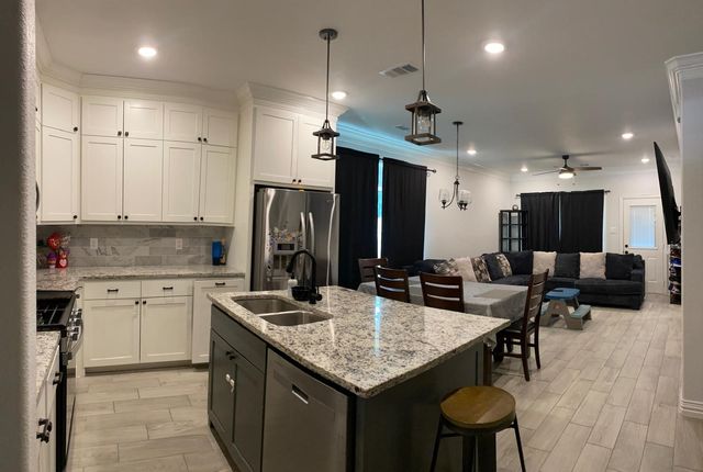 924 S Frances Street, Terrell, TX 75160