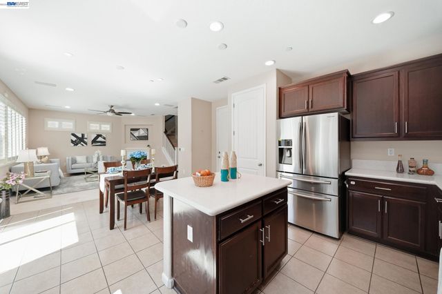 2631 Clarita Dr, Pittsburg, CA 94565
