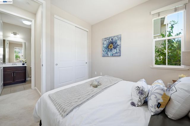2631 Clarita Dr, Pittsburg, CA 94565