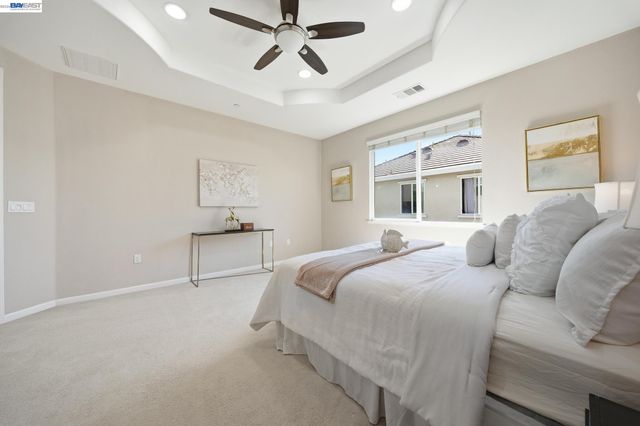 2631 Clarita Dr, Pittsburg, CA 94565