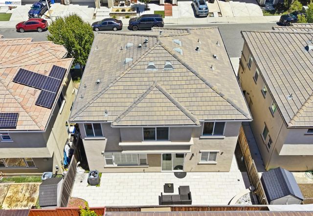 2631 Clarita Dr, Pittsburg, CA 94565