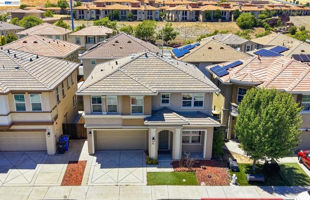 2631 Clarita Dr, Pittsburg, CA 94565