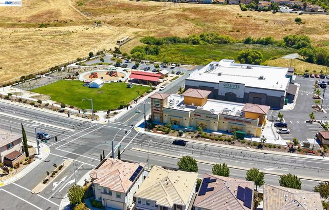 2631 Clarita Dr, Pittsburg, CA 94565