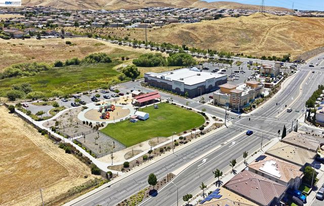 2631 Clarita Dr, Pittsburg, CA 94565