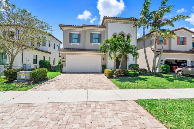 8723 Grand Prix Lane, Boynton Beach, FL 33472