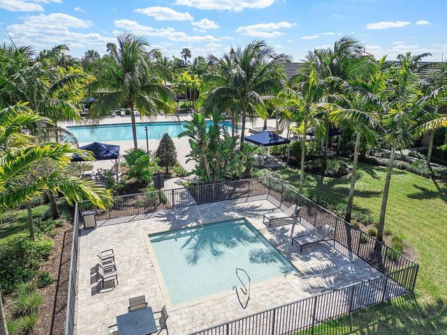 8723 Grand Prix Lane, Boynton Beach, FL 33472