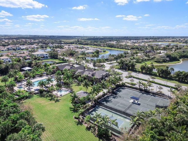 8723 Grand Prix Lane, Boynton Beach, FL 33472