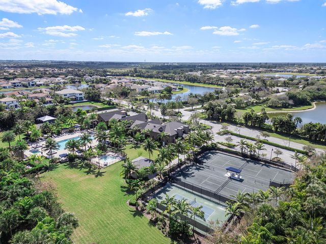 8723 Grand Prix Lane, Boynton Beach, FL 33472