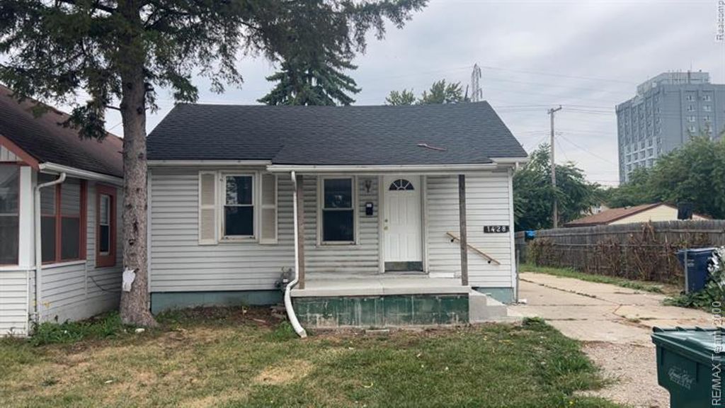 1428 Chandler Avenue, Lincoln Park, MI 48146