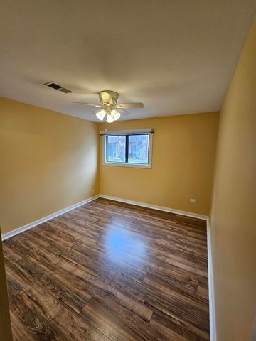 58 Vail Colony 7, Fox Lake, IL 60020