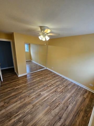 58 Vail Colony 7, Fox Lake, IL 60020