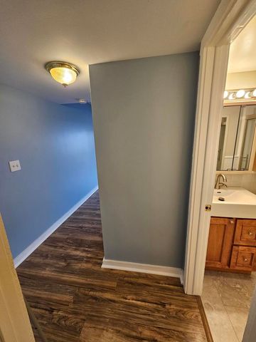 58 Vail Colony 7, Fox Lake, IL 60020
