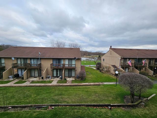 58 Vail Colony 7, Fox Lake, IL 60020