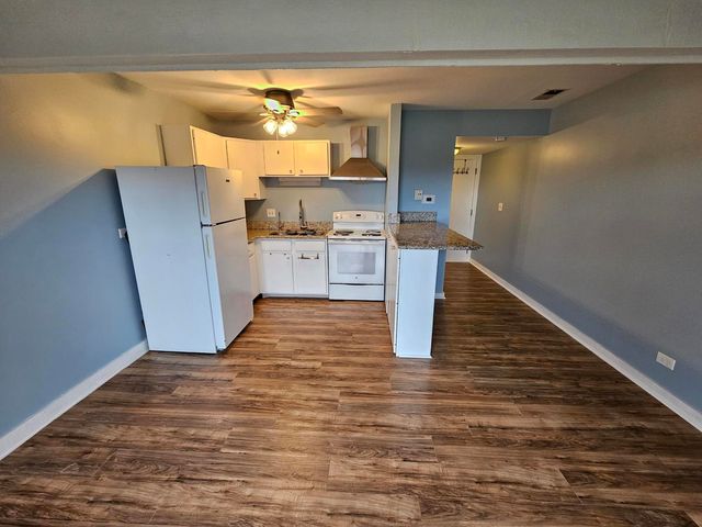 58 Vail Colony 7, Fox Lake, IL 60020
