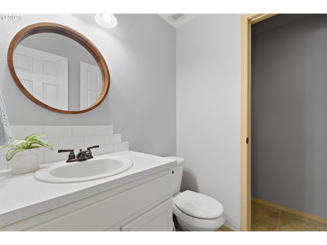 8412 Ne 37TH Cir, Vancouver, WA 98662