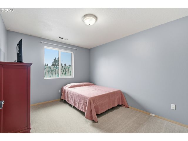 8412 Ne 37TH Cir, Vancouver, WA 98662