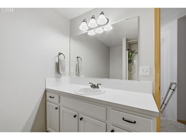 8412 Ne 37TH Cir, Vancouver, WA 98662