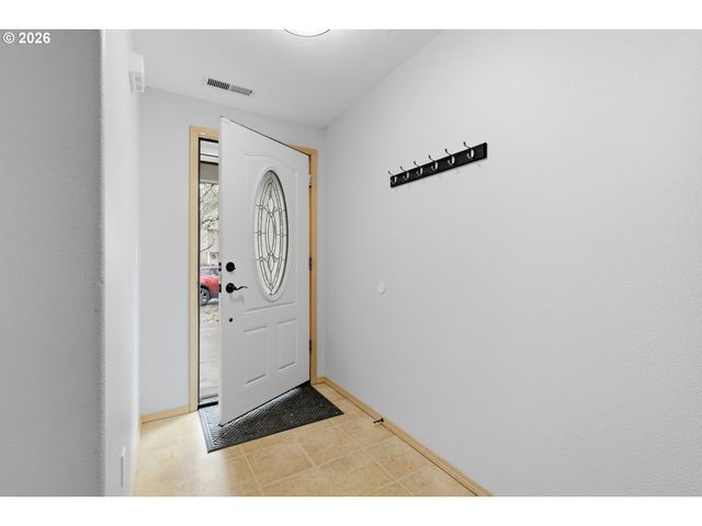 8412 Ne 37TH Cir, Vancouver, WA 98662