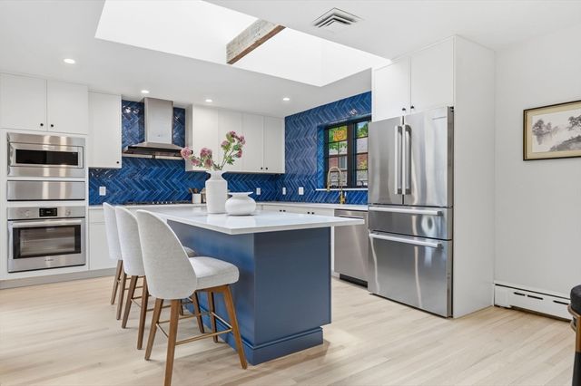 180 Eliot St, Brookline, MA 02467