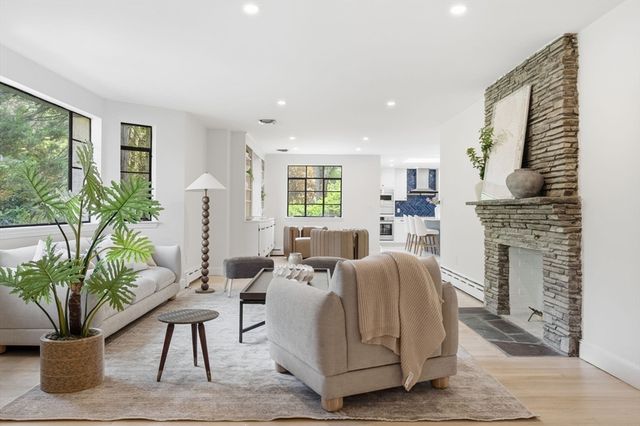 180 Eliot St, Brookline, MA 02467