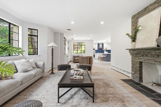 180 Eliot St, Brookline, MA 02467