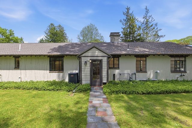 180 Eliot St, Brookline, MA 02467