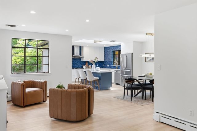 180 Eliot St, Brookline, MA 02467