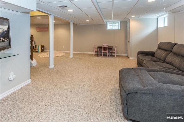 1 Copperfield Way, Morris Township, NJ 07960