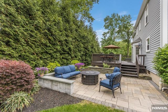 1 Copperfield Way, Morris Township, NJ 07960