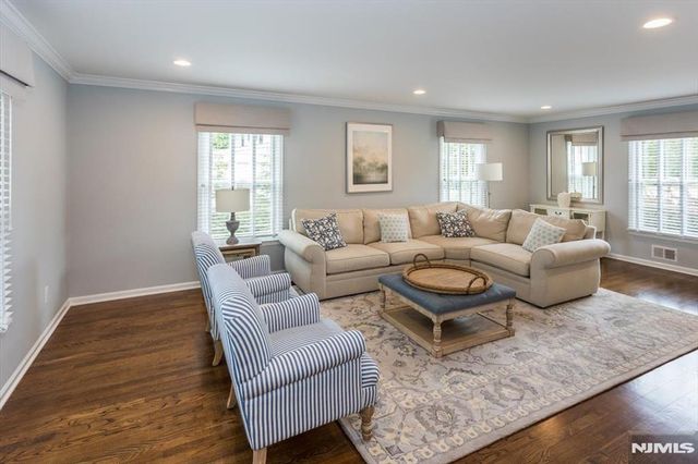 1 Copperfield Way, Morris Township, NJ 07960