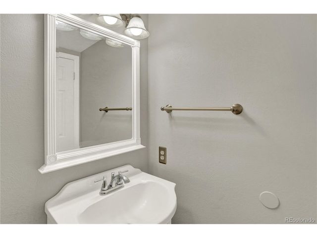 345 Johnson Dr, Castle Rock, CO 80104