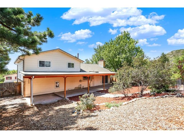 345 Johnson Dr, Castle Rock, CO 80104