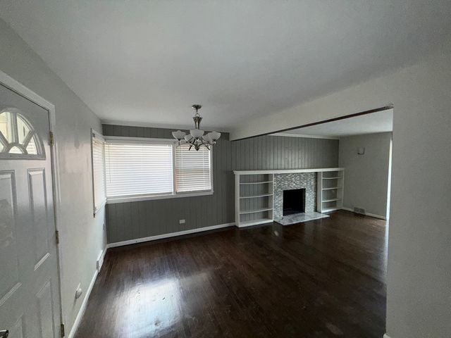 7 W 148th Street, Dolton, IL 60419