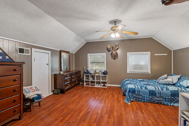 92 Merchant, Ellisville, MS 39437