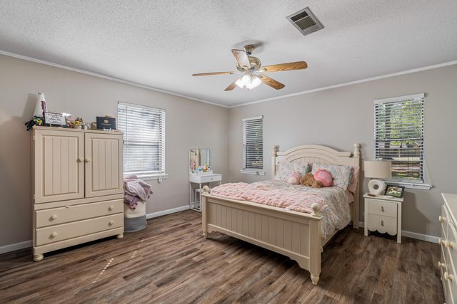 92 Merchant, Ellisville, MS 39437