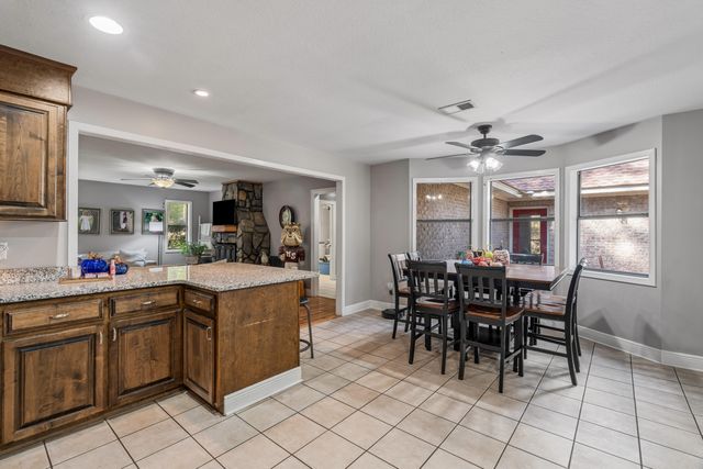 92 Merchant, Ellisville, MS 39437