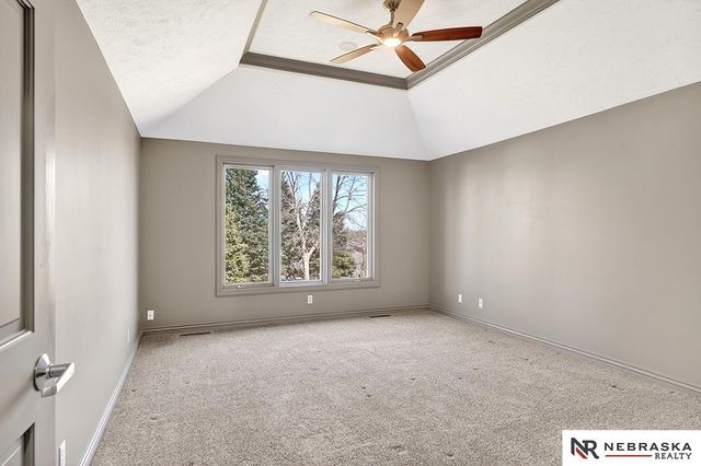 17806 Sawgrass Circle, Omaha, NE 68136