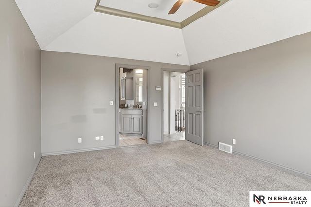 17806 Sawgrass Circle, Omaha, NE 68136